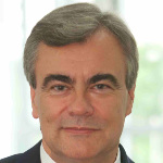 Immersive environments, live and online, for Millennials