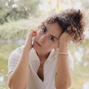 Sara Cruz releases first single from Acoustic EP